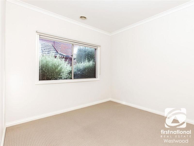 6 Stokes Court, Point Cook VIC 3030