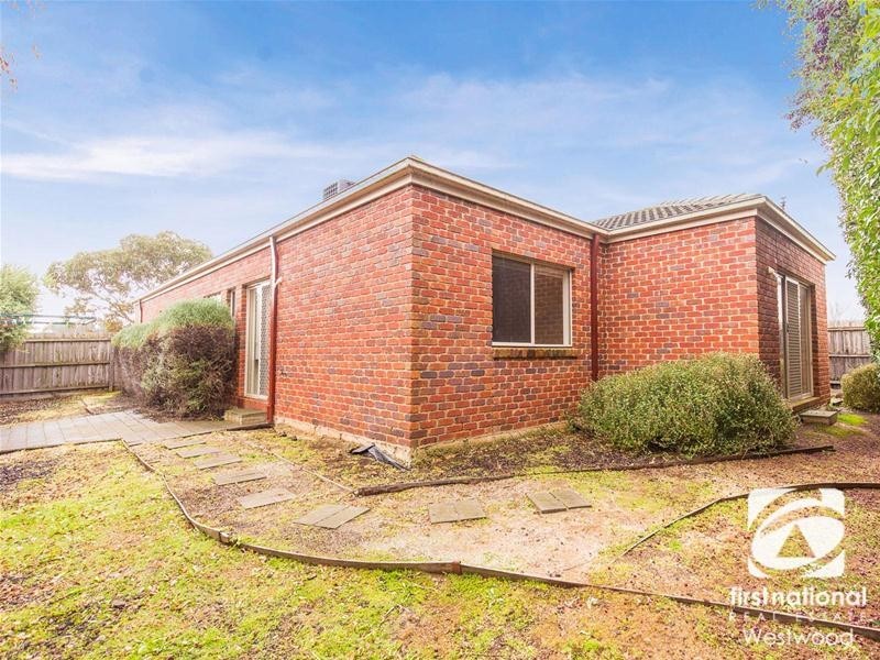 6 Stokes Court, Point Cook VIC 3030