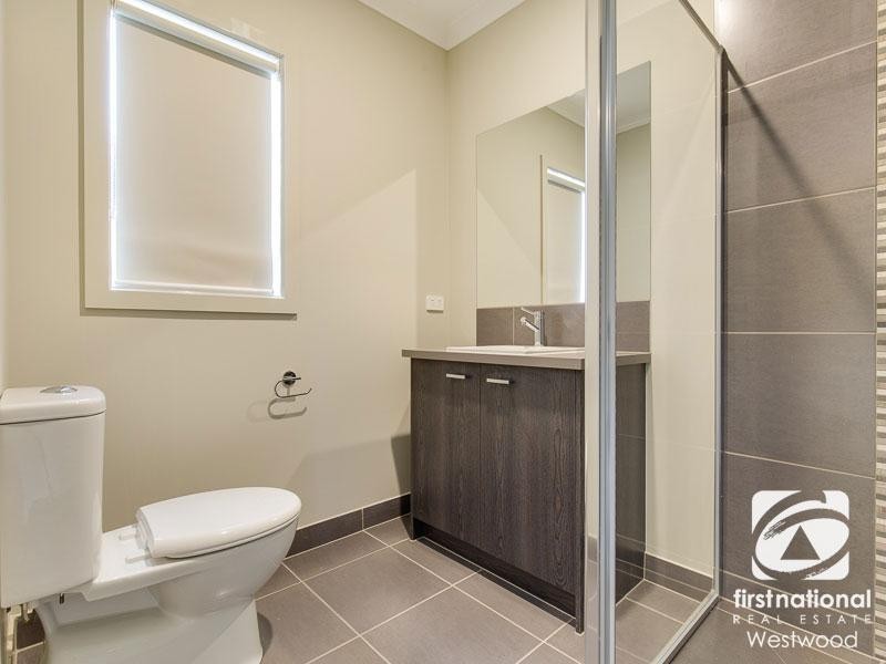 54 Rockgarden Drive, Truganina VIC 3029