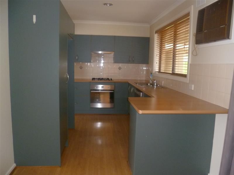 4 Tamarind  Crescent, Werribee VIC 3030