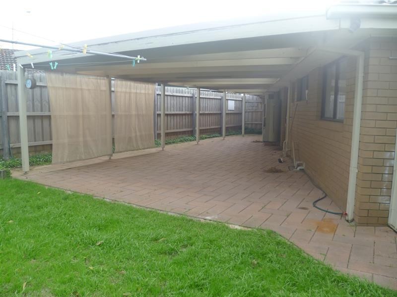 4 Tamarind  Crescent, Werribee VIC 3030