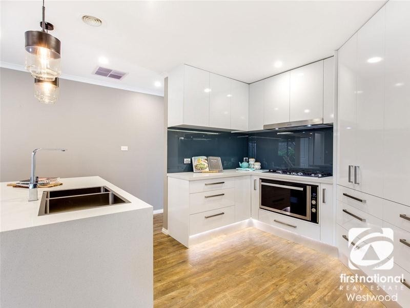 10 Dalvista Court, Werribee VIC 3030