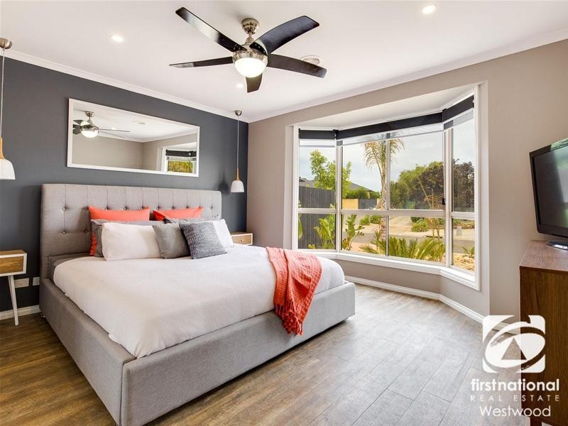 10 Dalvista Court, Werribee VIC 3030