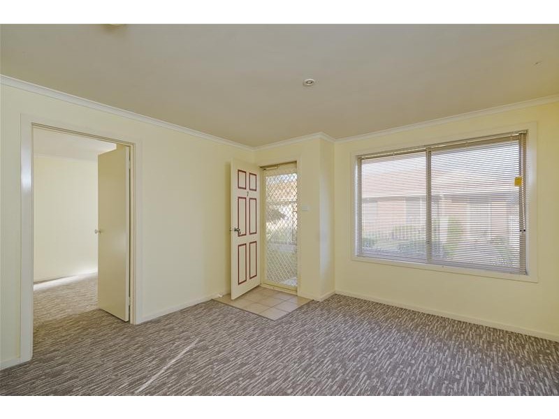 7/16-18 Russell Street, Werribee VIC 3030