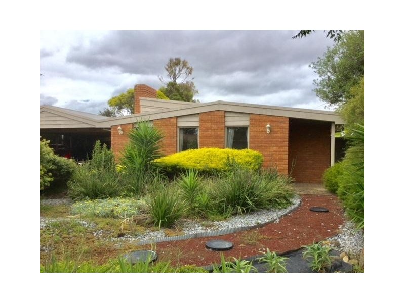 2 Lorena Close, Hoppers Crossing VIC 3029