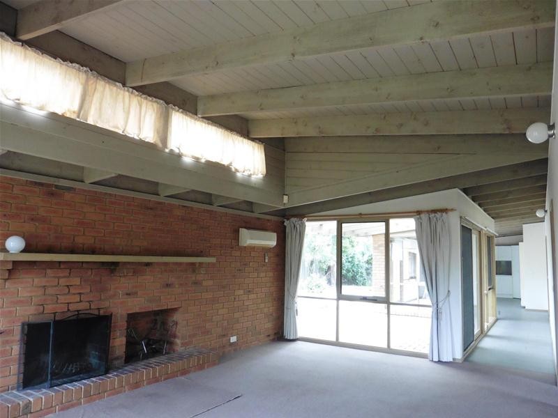 2 Lorena Close, Hoppers Crossing VIC 3029