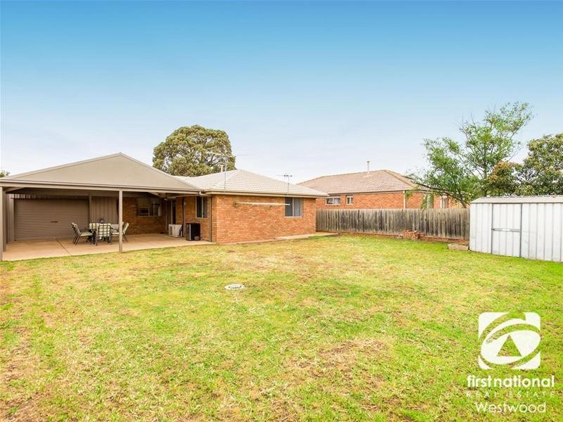 97 Flemington Crescent, Werribee VIC 3030