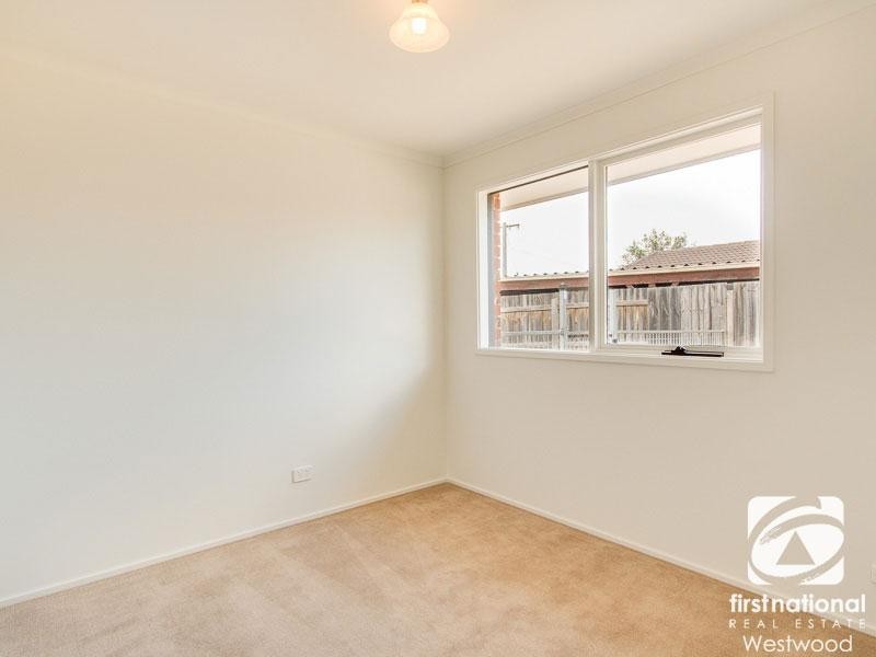 13 Sanderling Street, Werribee VIC 3030