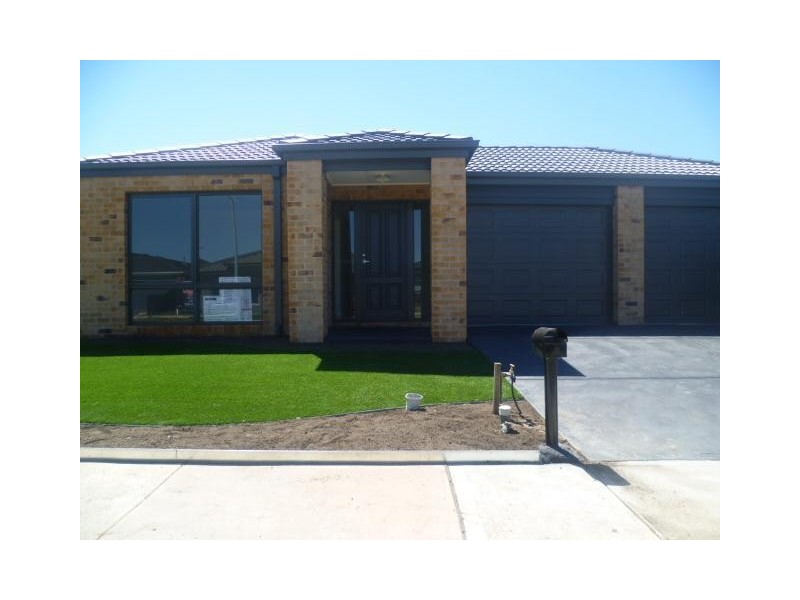 54 Caraleena Drive, Tarneit VIC 3029