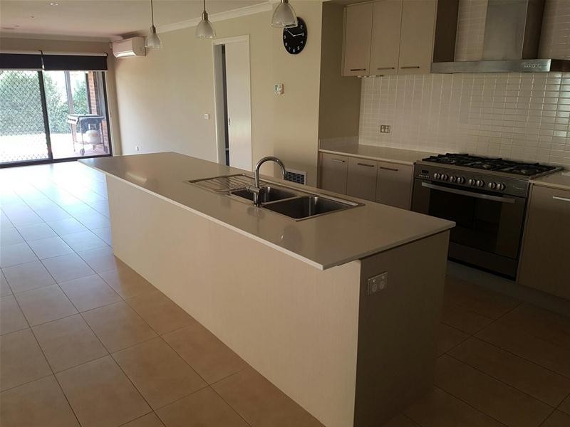 6 Elmslie Street, Wyndham Vale VIC 3024