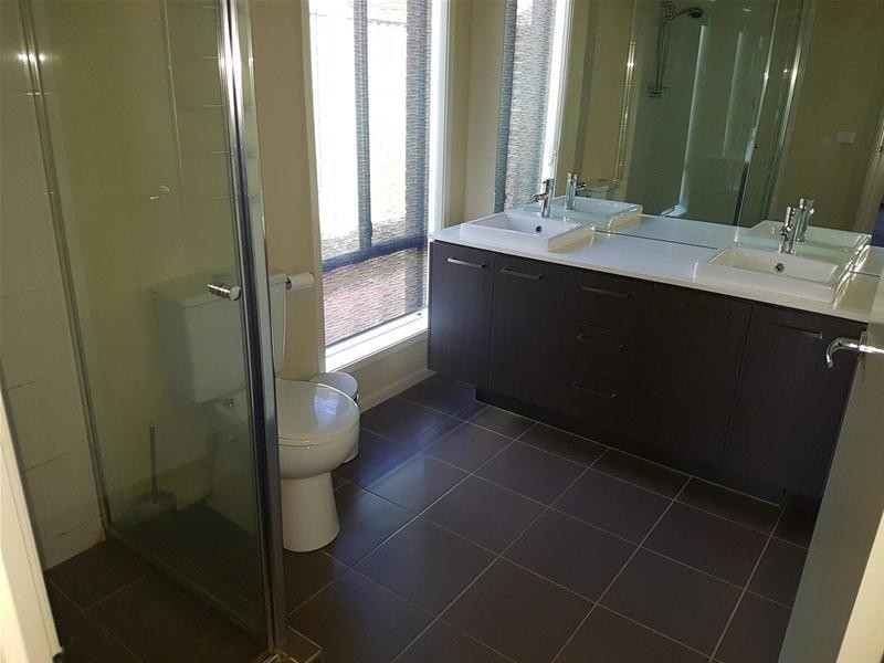 6 Elmslie Street, Wyndham Vale VIC 3024