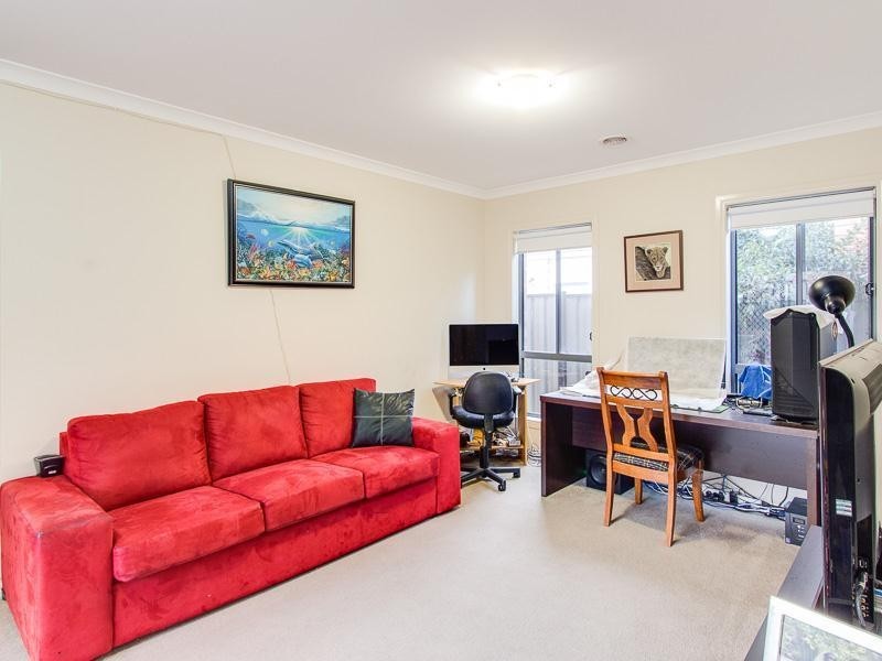 17 Inverell Parkway, Tarneit VIC 3029