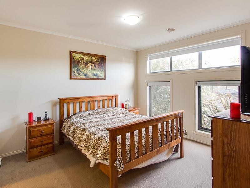 17 Inverell Parkway, Tarneit VIC 3029