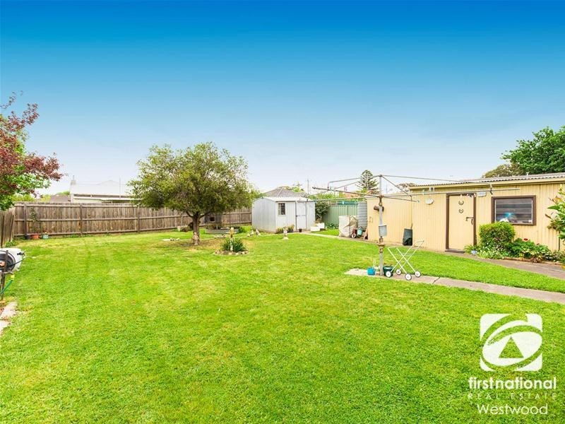 54 Margaret Street, Werribee VIC 3030
