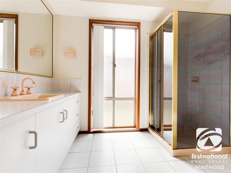 8 Dawe Court, Hoppers Crossing VIC 3029