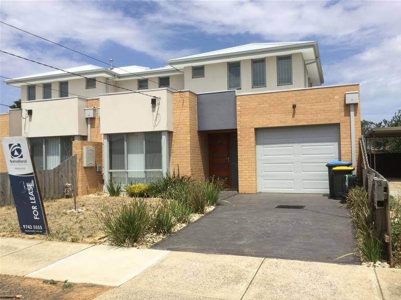18 Quarbing Street, Werribee VIC 3030