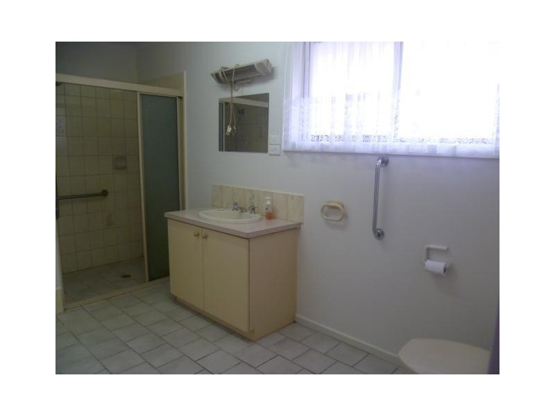 4/42 Market Road, Werribee VIC 3030