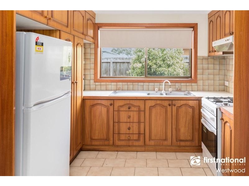 4/5 Deutgam Street, Werribee VIC 3030