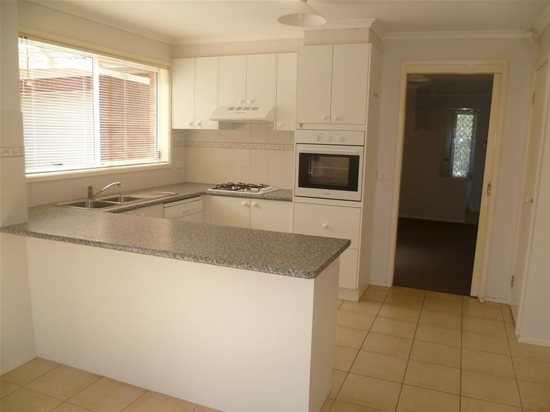 15 Koombahla Court, Werribee VIC 3030