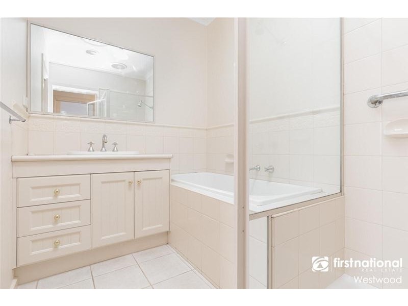 2B Wattle Avenue, Werribee VIC 3030