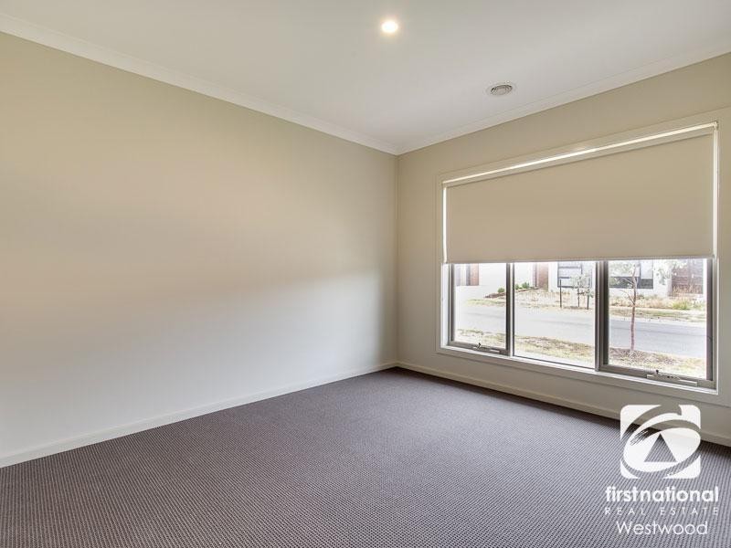 54 Rockgarden Drive, Truganina VIC 3029