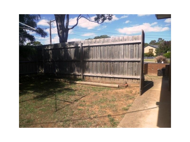 1/4 Nebo Court, Werribee VIC 3030