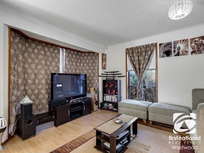 2 Westbourne Drive, Wyndham Vale VIC 3024