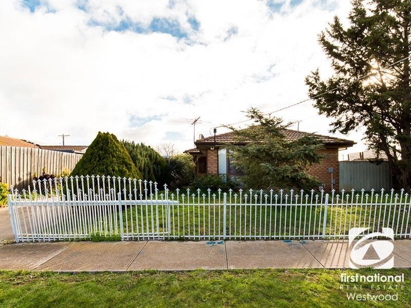 2 Westbourne Drive, Wyndham Vale VIC 3024