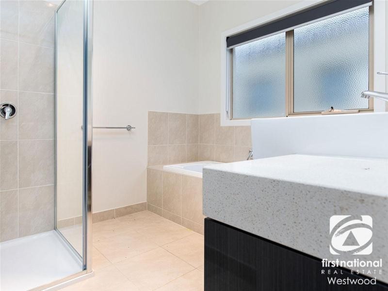 1/4 Tedesco Court, Werribee VIC 3030