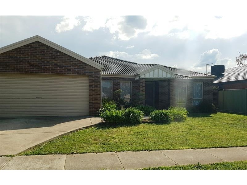 6 Ologhlen Drive, Wyndham Vale VIC 3024