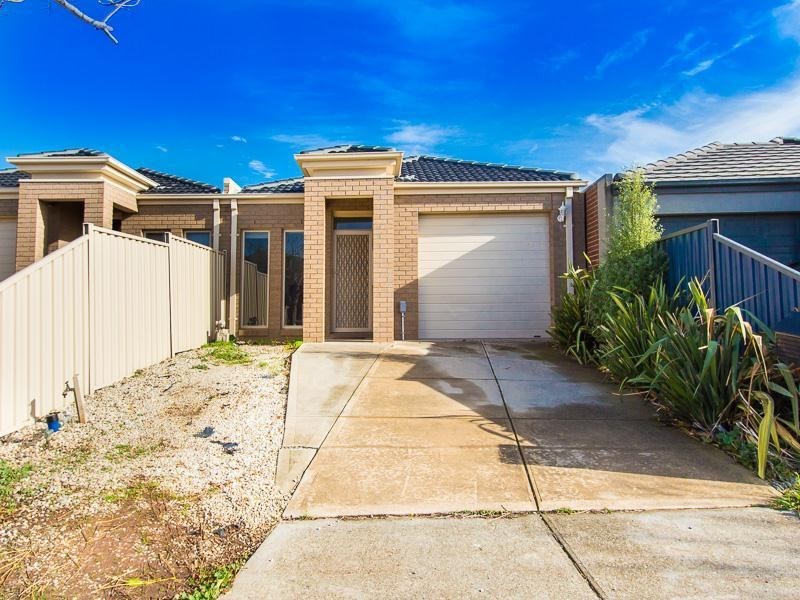 1/20 Anglia Court, Werribee VIC 3030