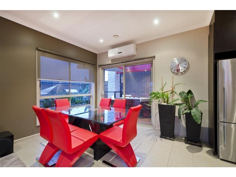 54 Finchley Park Crescent, Tarneit VIC 3029