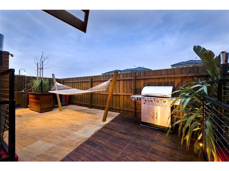 54 Finchley Park Crescent, Tarneit VIC 3029