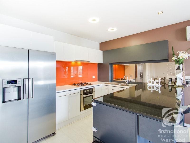 7 Gladstone Place, Werribee VIC 3030