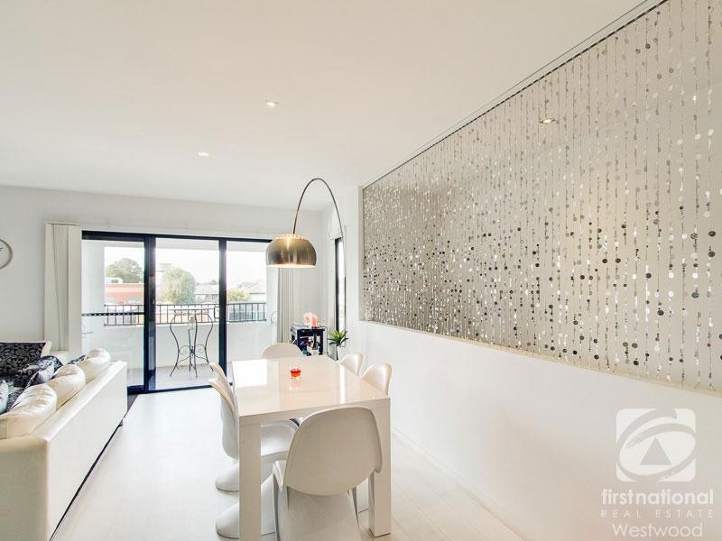 7 Gladstone Place, Werribee VIC 3030