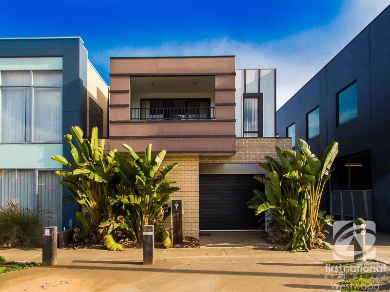 7 Gladstone Place, Werribee VIC 3030