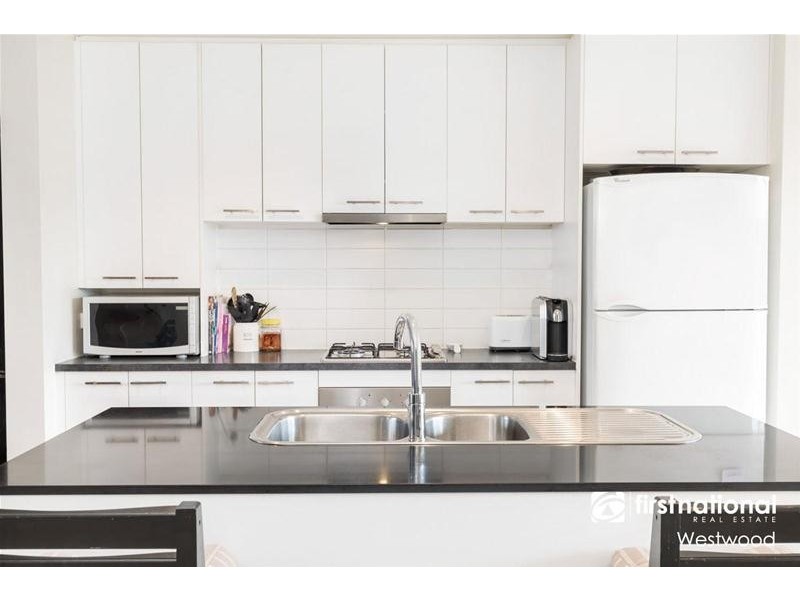 14 Picton Lane, Point Cook VIC 3030