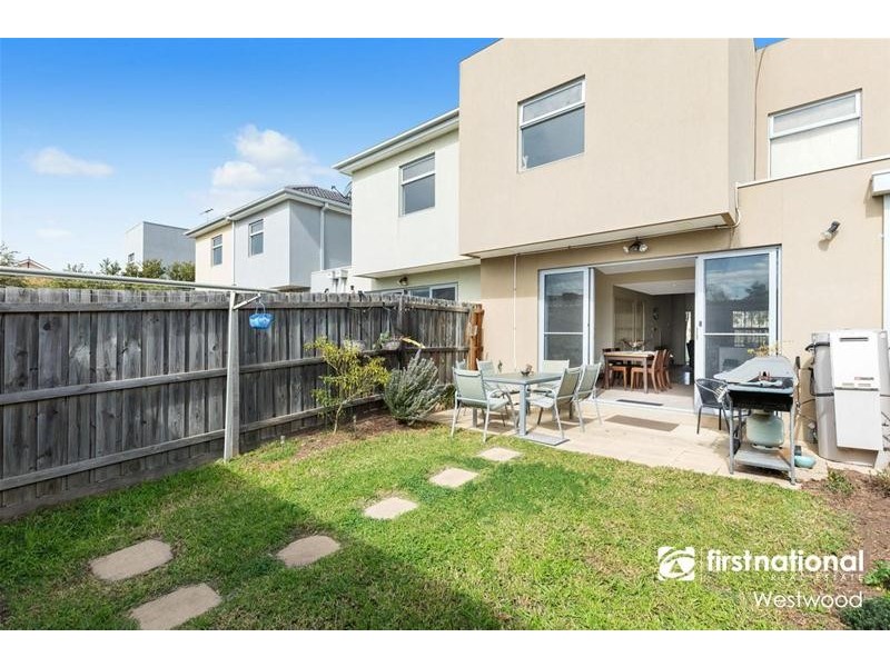 14 Picton Lane, Point Cook VIC 3030