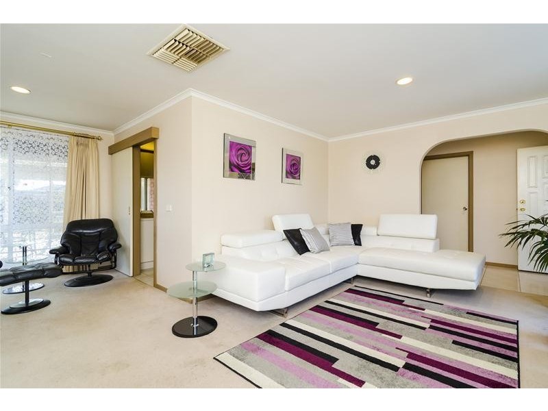 57 Wilmington Avenue, Hoppers Crossing VIC 3029