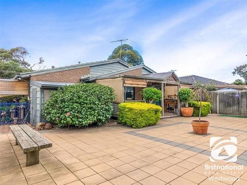 36 Woodville Park Drive, Hoppers Crossing VIC 3029