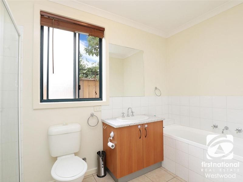 3/5 Glenluss Street, Werribee VIC 3030