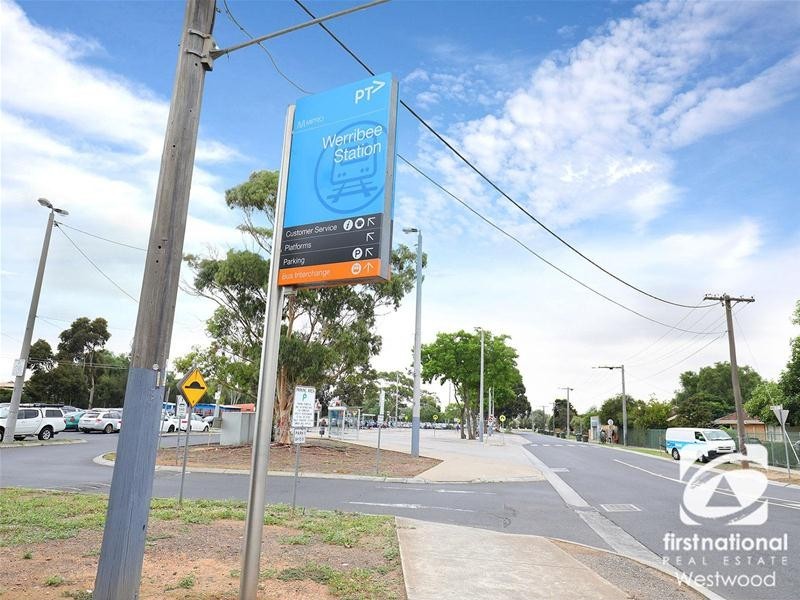 3/5 Glenluss Street, Werribee VIC 3030