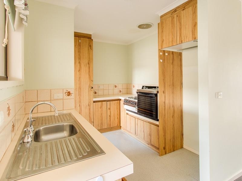 28/17 Lauraville Avenue, Werribee VIC 3030