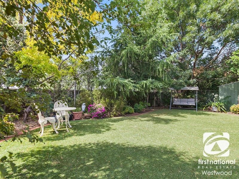 12 River Park Court, Werribee VIC 3030