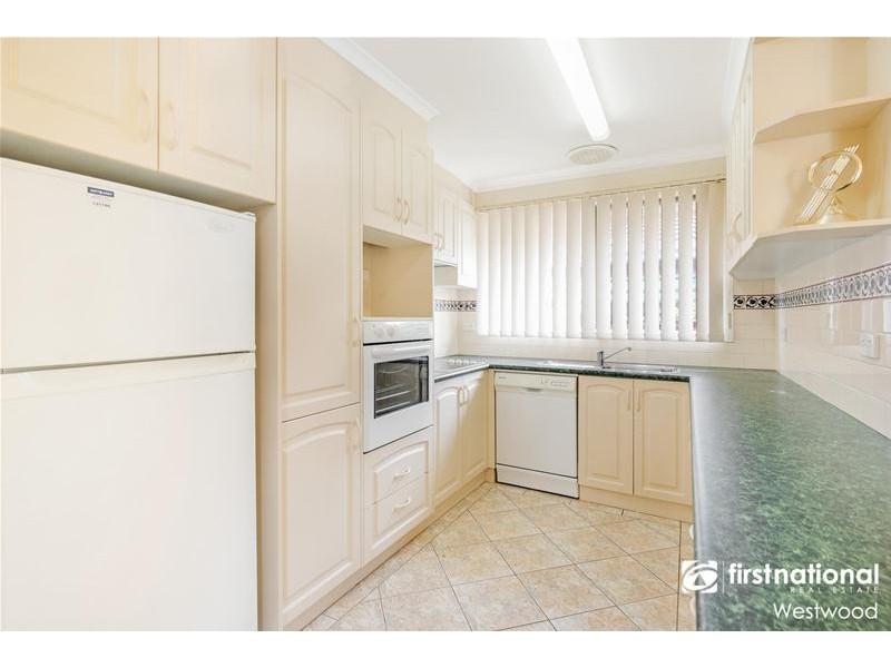 2 Manorvale Parade, Werribee VIC 3030