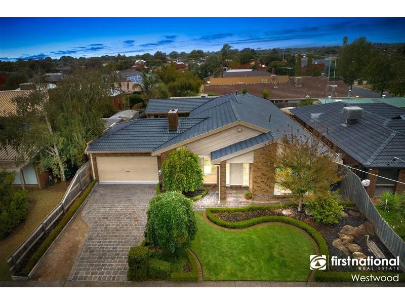 23 Outlook Drive, Werribee VIC 3030