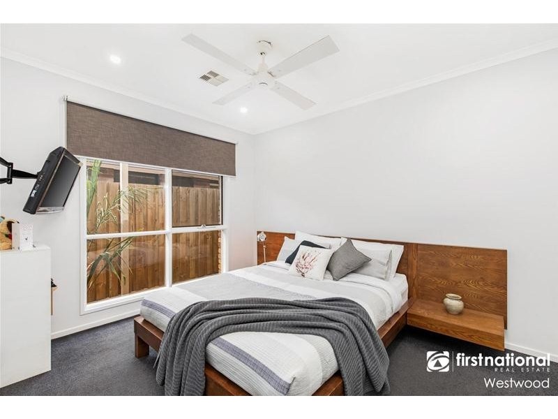 23 Outlook Drive, Werribee VIC 3030