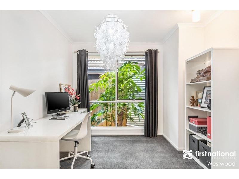 23 Outlook Drive, Werribee VIC 3030