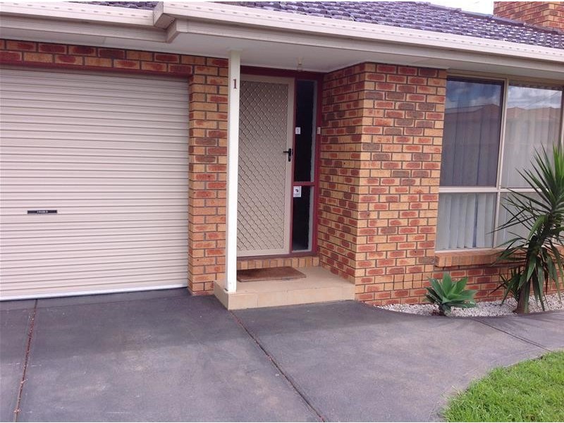 1/1 Florence Court, Werribee VIC 3030