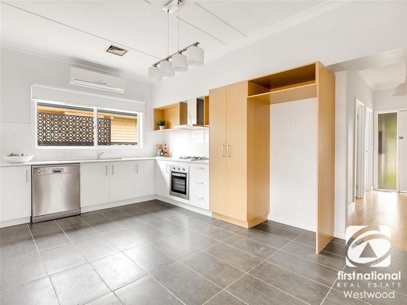 37 Wyndham Street, Werribee VIC 3030